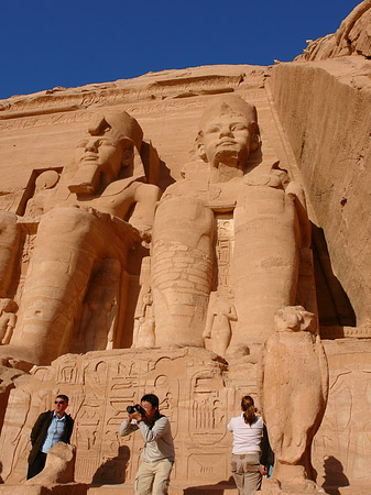 Tempel mit Himmel - Landesinnere (Abu Simbel)