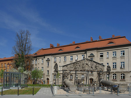 Säulen im Innenhof - Brandenburg (Potsdam)