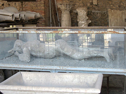 Statue in Pompei - Kampanien (Pompei)