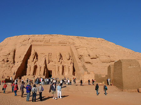 Fotos Tempel mit Himmel | Abu Simbel