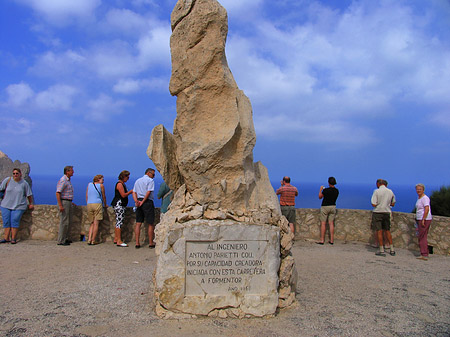 Statue am Aussichtspunkt - Mallorca