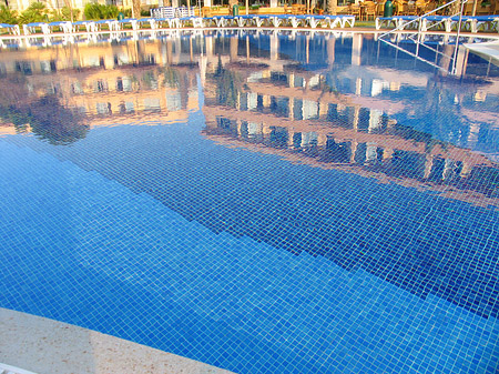 Hotel Pool Fotos