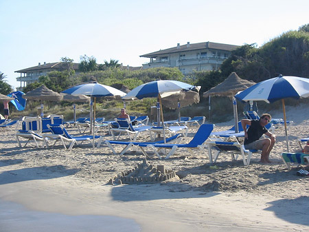 Foto Liegestühle am Strand - 