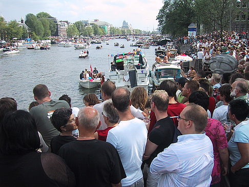 Boote im Kanal - Niederlande (Amsterdam)